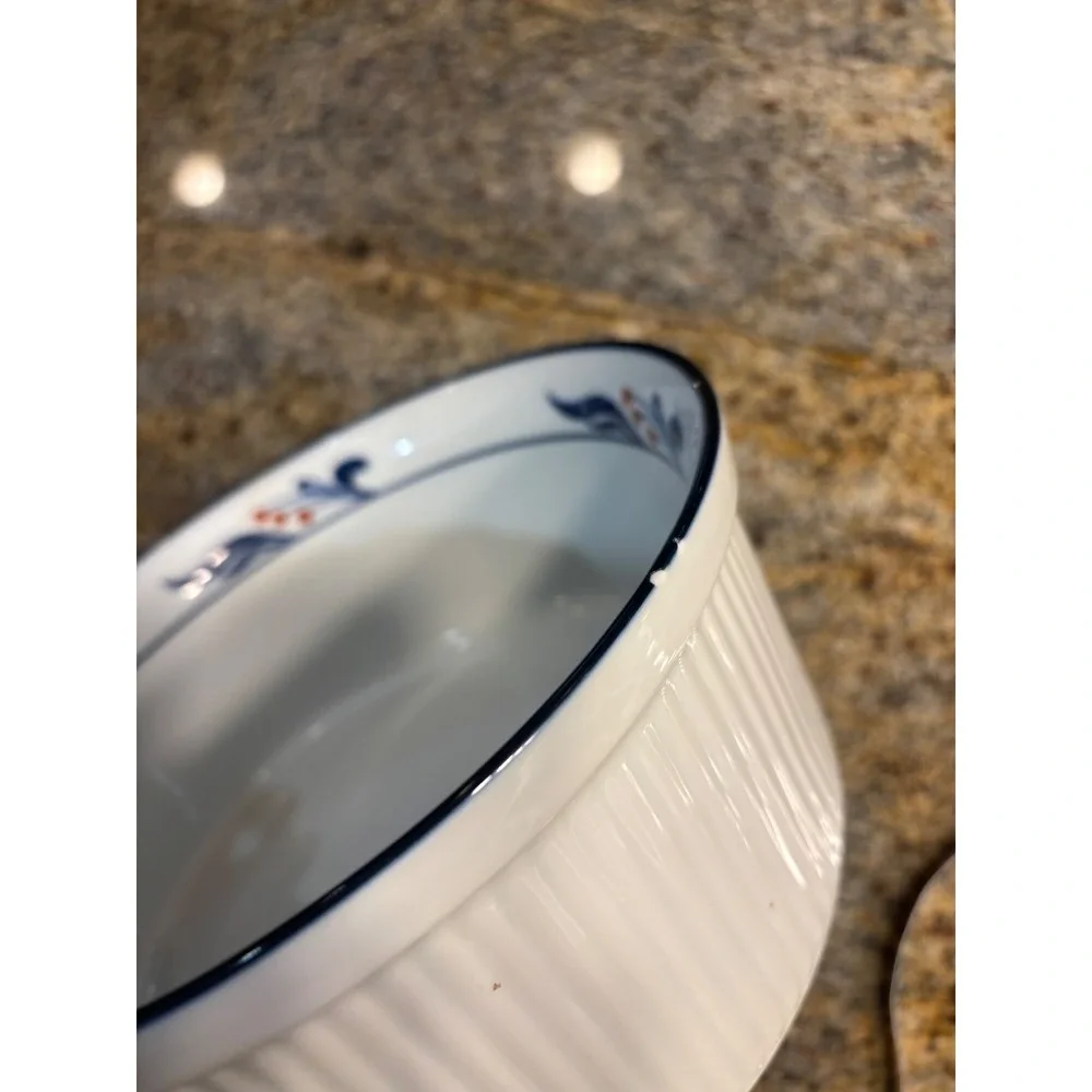 2 Dansk Bistro Maribor Rim Blue Nesting Bowls &‎ 1 Maxam Floral Bowl Set 3pc